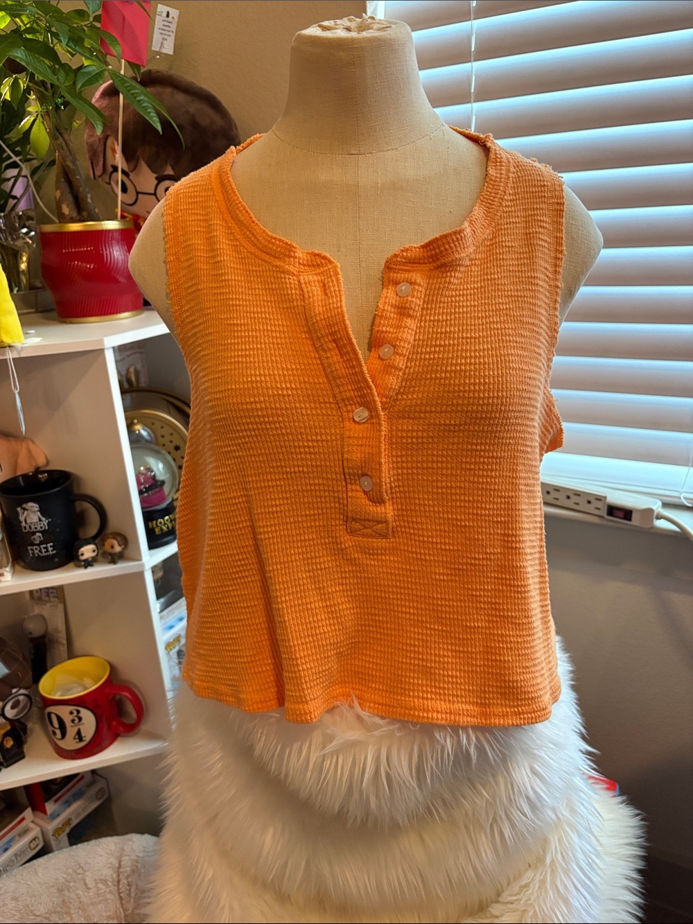 Sleeveless Orange Waffle Henley Top - Brand Unknown
